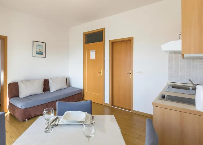 Appartamento Vukovarska Vii Makarska